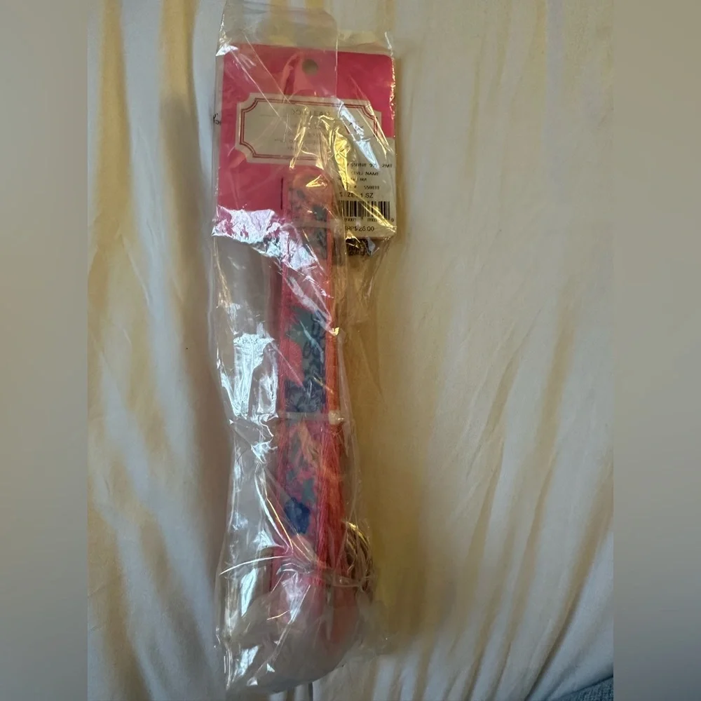 NWT LILLY PULITZER DOG LEAD 4.5 L X .75 W